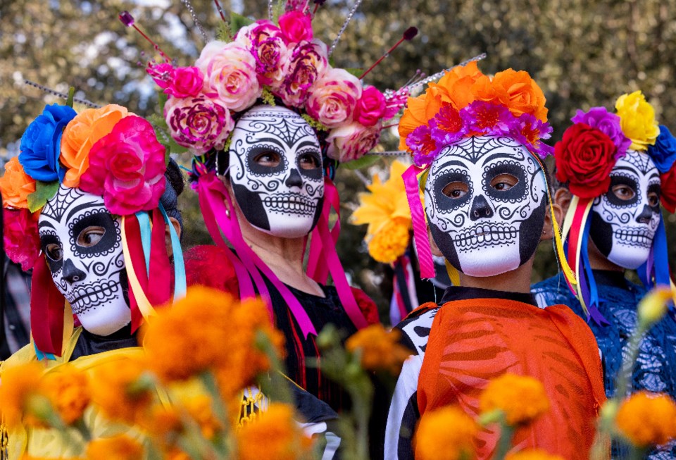 moab-republic_dia-de-los-muertos_shutterstock_2220045841