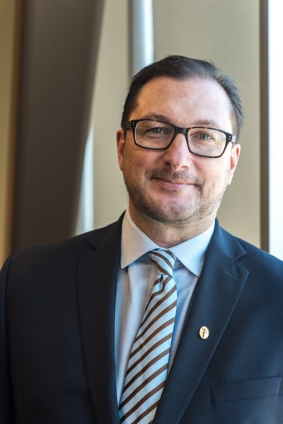 Dr. Gus Grant
