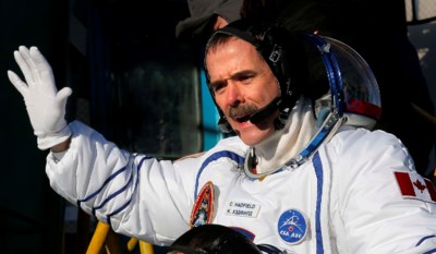 Chris_Hadfield-2013-LoRes-Photo-Credit-NASA-Dmitry-Lovetsky-