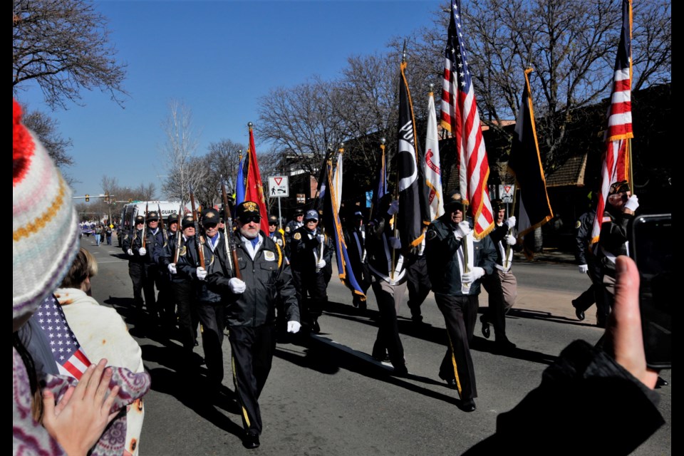 Veterans day parade longmont