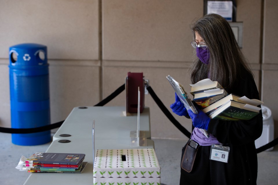 Pandemic Anniversary-Curbside Pickup-Longmont Public Library-012