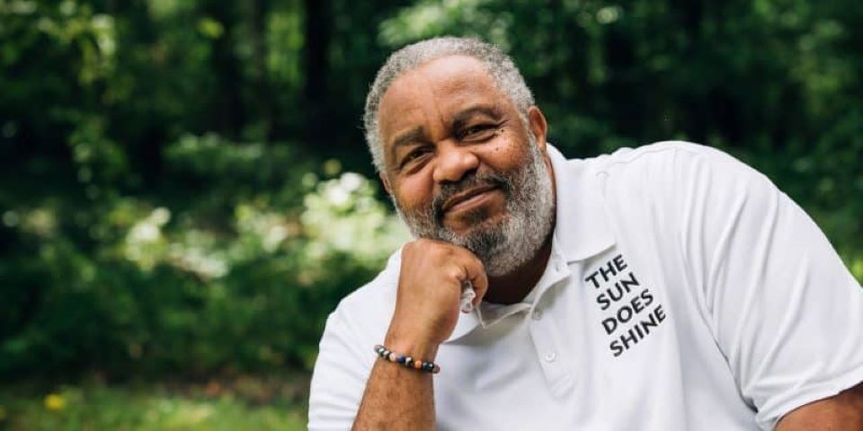 anthony-ray-hinton-featured-image-800x400