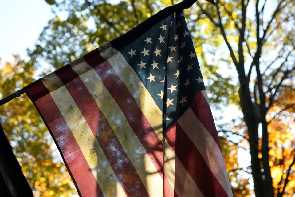 american-flag-stock-photo-unsplash