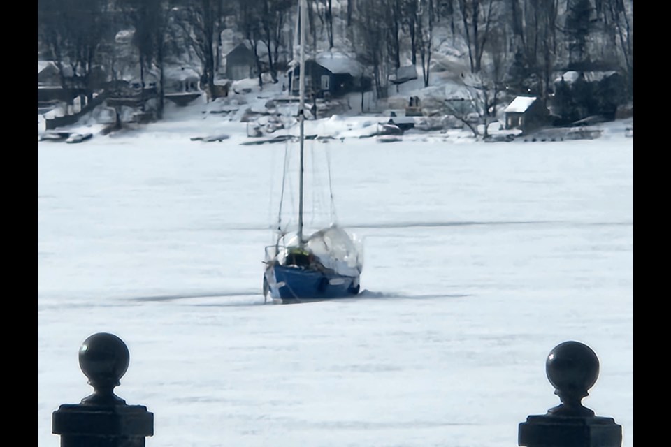 Residents worry for safety of man living on sailboat in middle of Penetanguishene Bay.