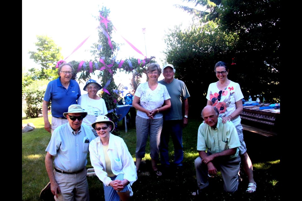 Back row: Helmut and Dianne Paddags, Marianne & Bruce Clayton. Front: Jerry & Marie Broome, Cathy and Eric Barker