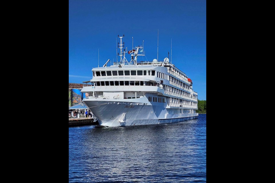 The Pearl Mist has arrived earlier today at the Midland town dock.