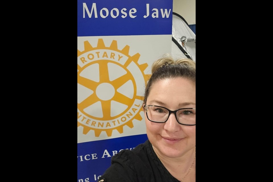 Artist Laura Hamilton was a guest speaker at the Rotary International District 5550 conference in Moose Jaw recently, where she spoke about her struggles with post-partum depression and anxiety and how painting helped her overcome them. Photo courtesy Facebook