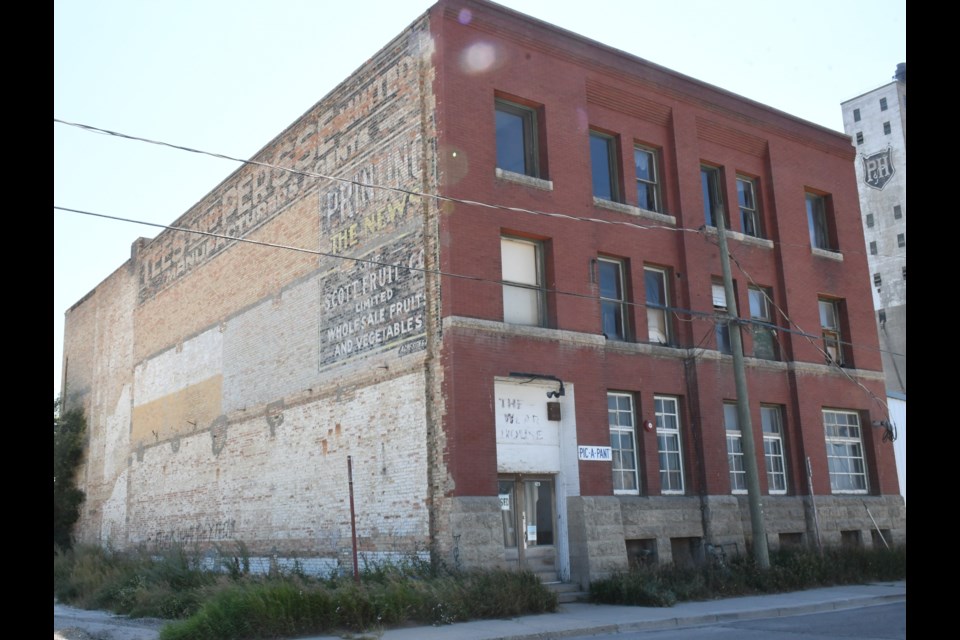 The warehouse at 429 River Street West that CanaDay's Apparel used to sell its men's clothing. The Pic-a-Pant shop used to operate in this building and sell the excess pants. Photo by Jason G. Antonio