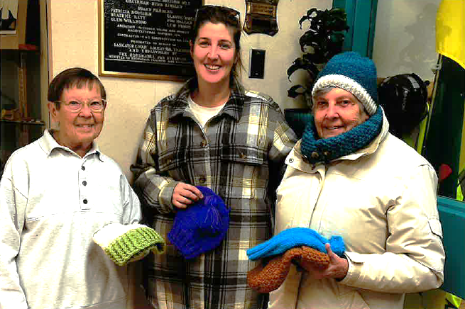 Lynann Pethick, Robin Heshka (Principal at William Grayson) and Diane Milton-Smith 