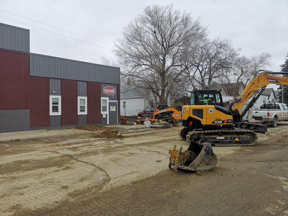 food-bank-repairs