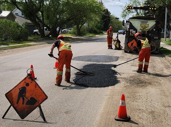 pothole-repairs-3