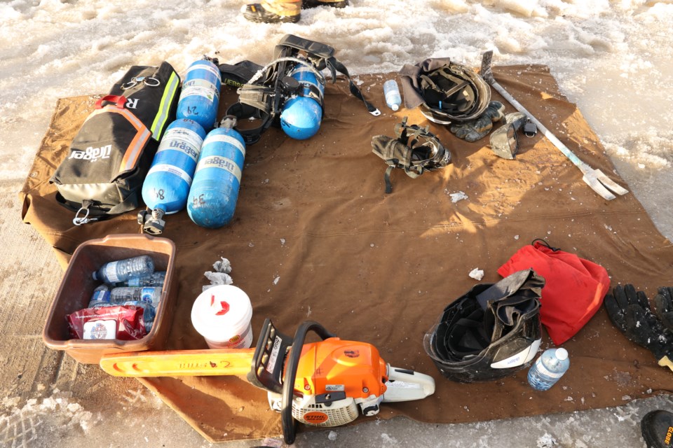 Firemen equipment for fighting the fire. Photo by Saddman Zaman