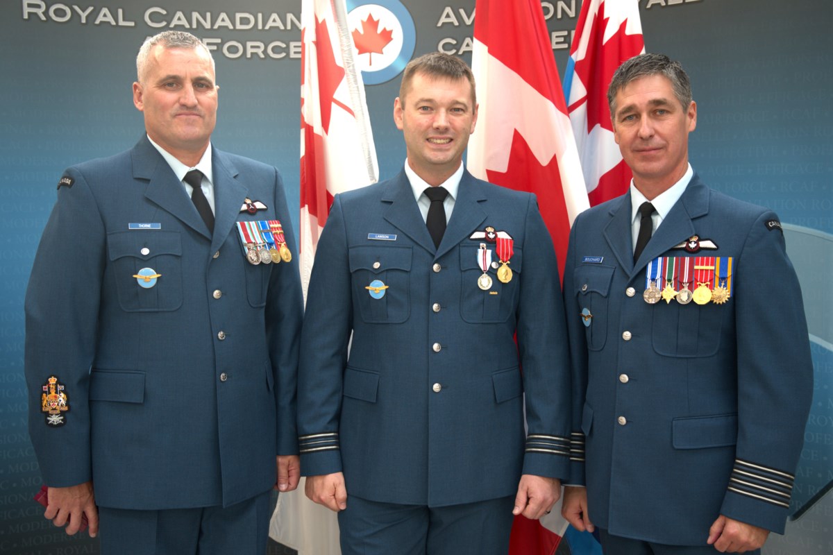 15 Wing will award total of 73 Queen's Platinum Jubilee medals ...