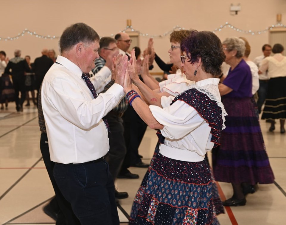 square-dance-5