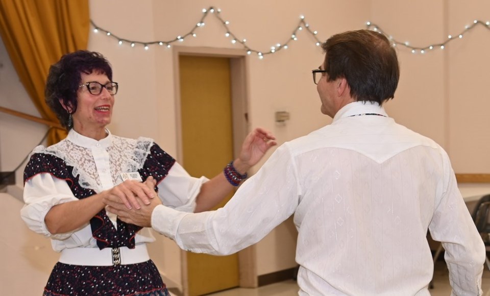 square-dance-9