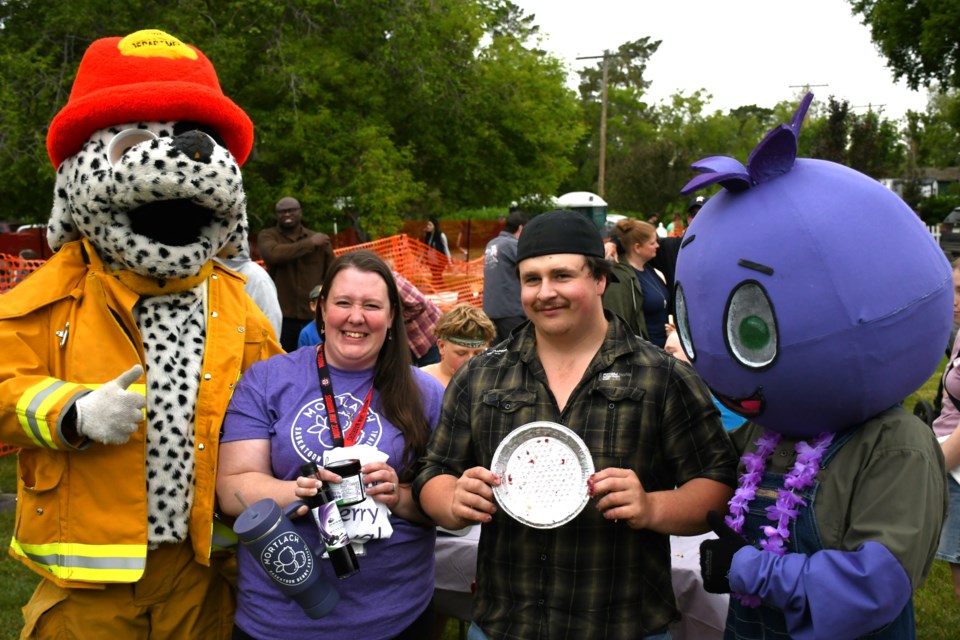 This year's pie eating contest winner was Mortlach's own Kygean Baumung.