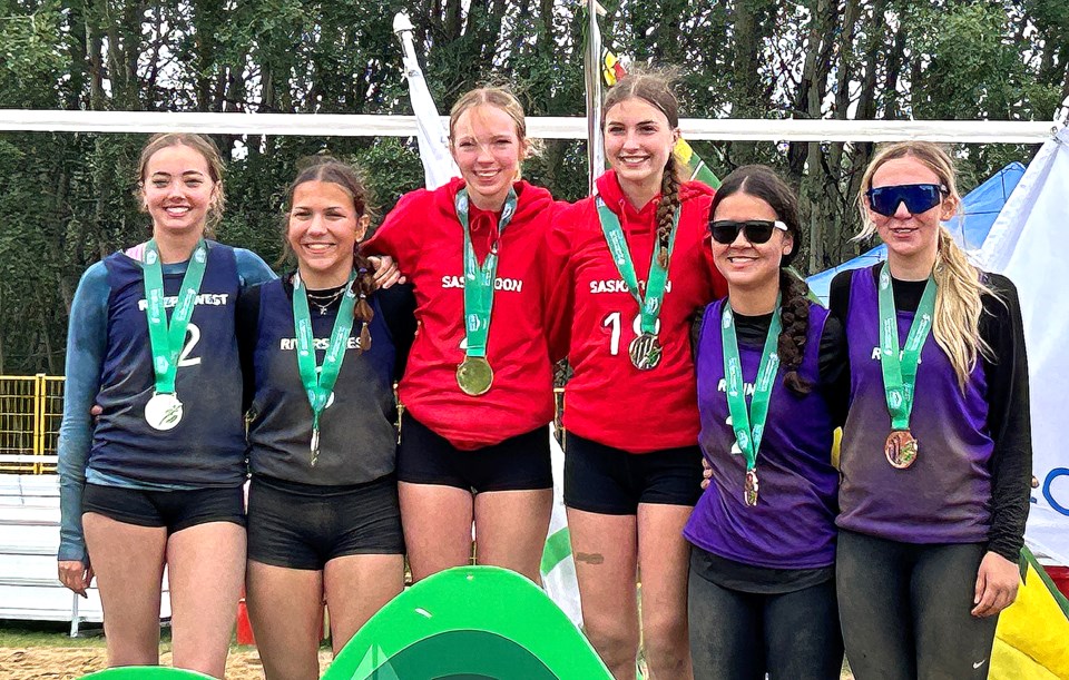 female-beach-volleyball-medals