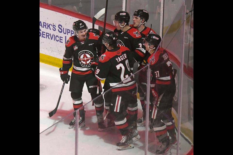 270 Moose Jaw Warriors V Calgary Hitmen Photos & High Res Pictures - Getty  Images