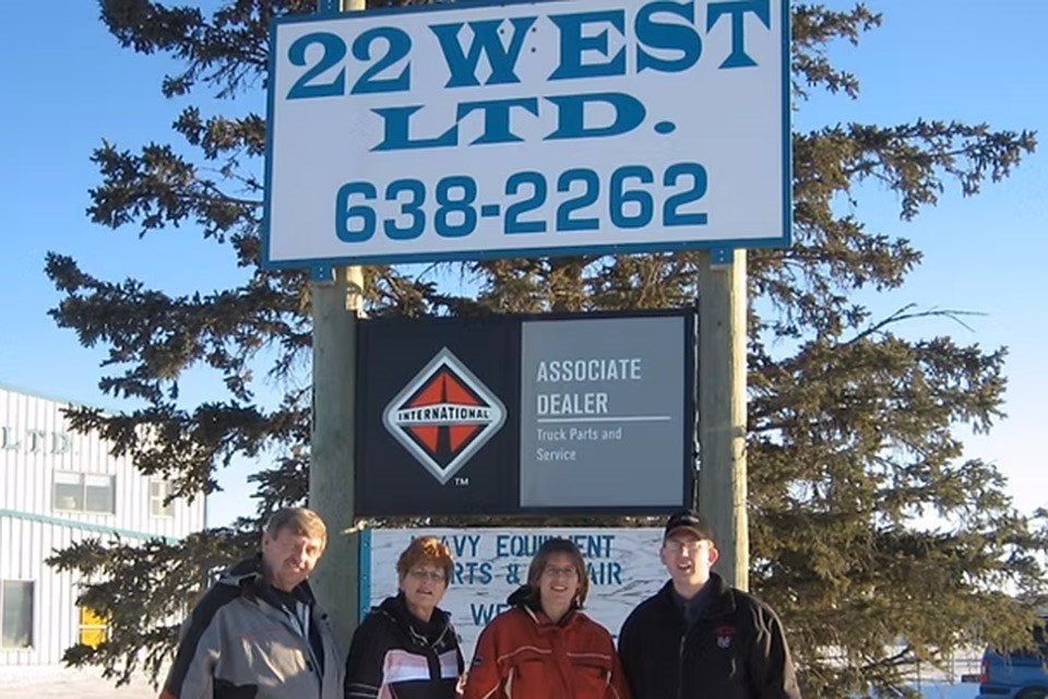 front-sign-with-owners