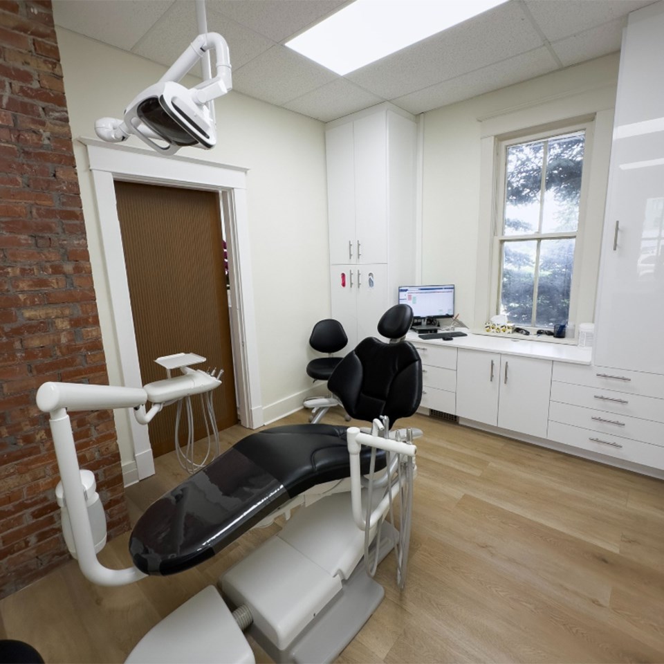 dental-chair