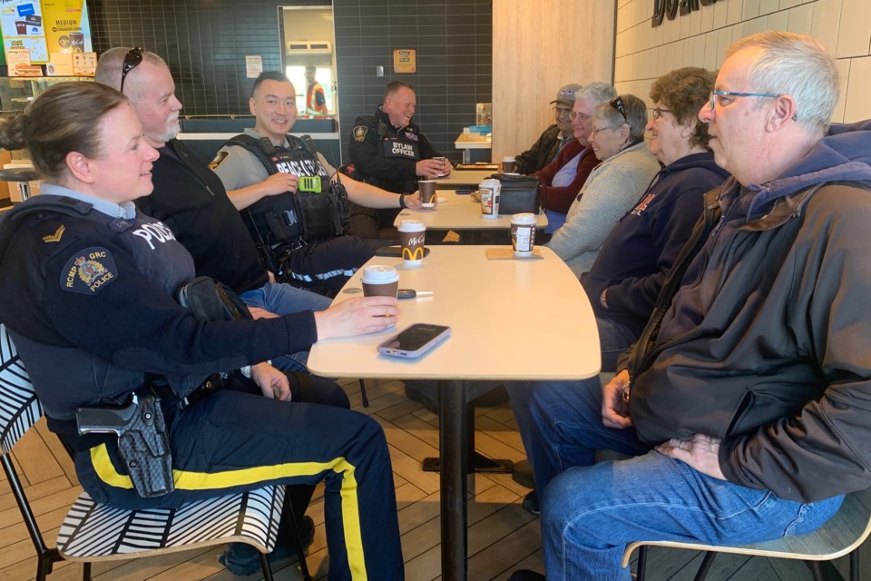 mvt-coffee-with-a-cop