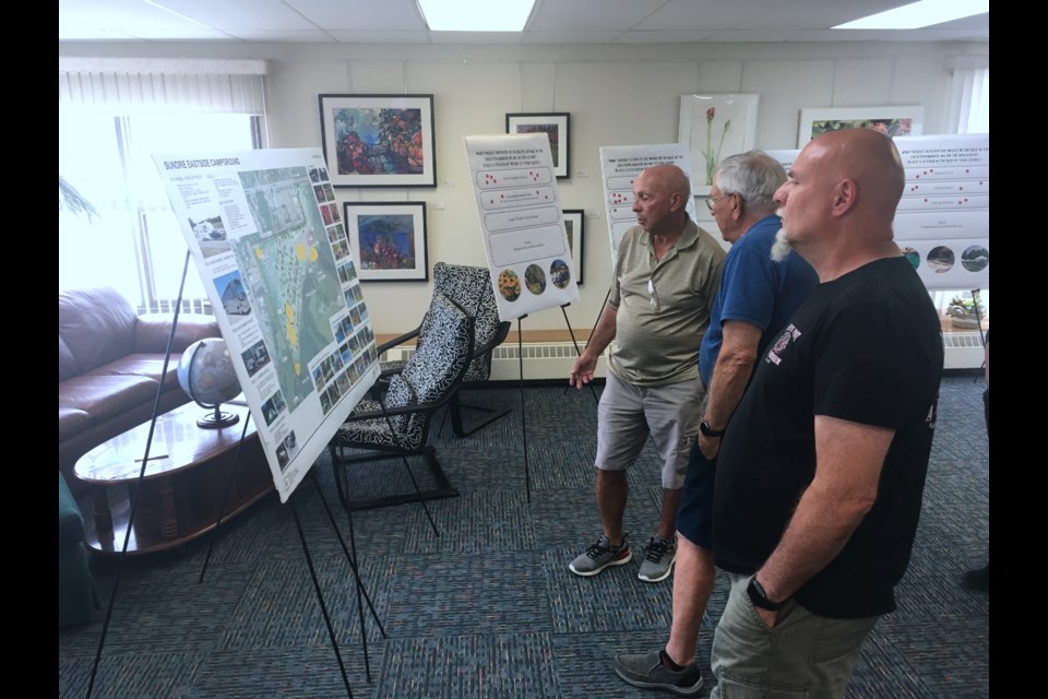 Dozens of people dropped by the Sundre Municipal Library, which on the afternoon of Tuesday, June 27 hosted a public open house on behalf of the Town of Sundre to provide residents with an opportunity to learn more about the proposed multi-year phased plan for the east side four-season campground and passive outdoor use recreational area.
Simon Ducatel/MVP Staff