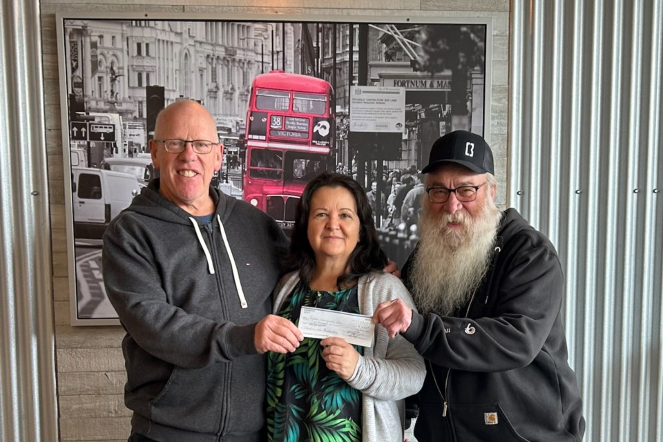 mvt-elks-donation-sundre-community-van