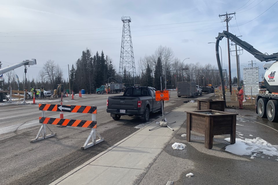 SO IT BEGINS – Construction crews were out on Wednesday, March 5 at the intersection of highways 27 and 760 east of the Red Deer River bridge in Sundre getting started on the high load corridor’s long-anticipated redesign project by Alberta Transportation and Economic Corridors that will see the addition of a new set of traffic lights at that intersection and a new roundabout on the west side of town at the junction of highway 27-22-584 as well as mini-roundabouts through the downtown core. Work is expected to last throughout the summer and into the fall, depending on the weather.
Simon Ducatel/MVP Staff