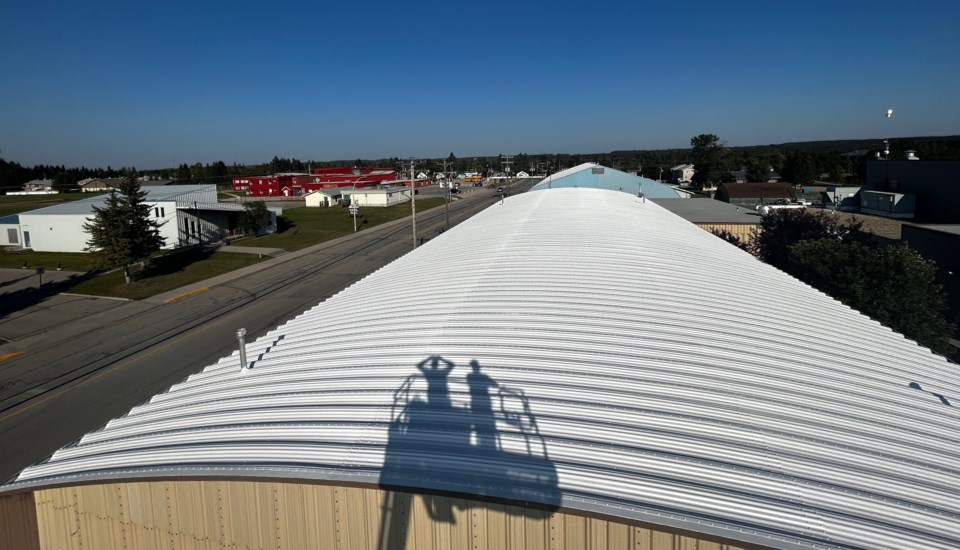 mvt-sundre-curling-club-new-roof