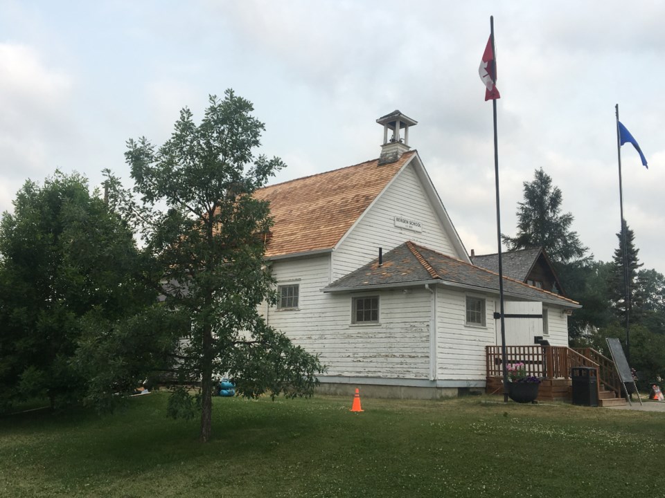 mvt-sundre-museum-bergen-schoolhouse