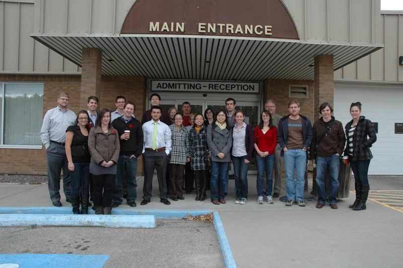 U of C students get ready to tour Sundre hospital.