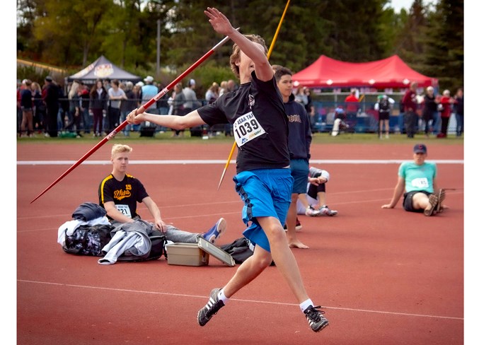 SHS track Ethan Simpson