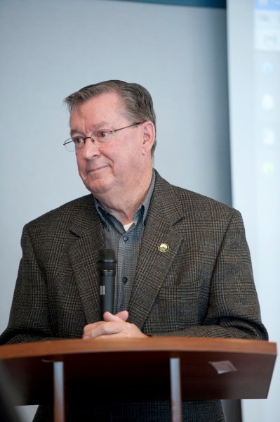 Wildrose MLA hopeful Bruce Rowe talks to Olds town council.