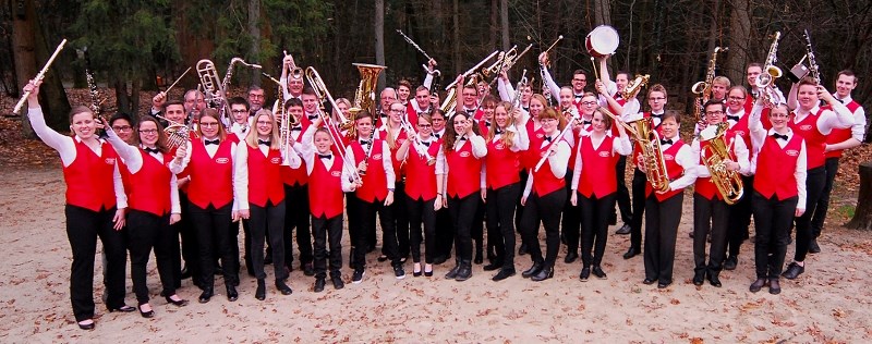 Winkler Prins Harmonie from the Netherlands will be staying in Didsbury in early May and playing at the high school&#8217;s spring concert on May 4.