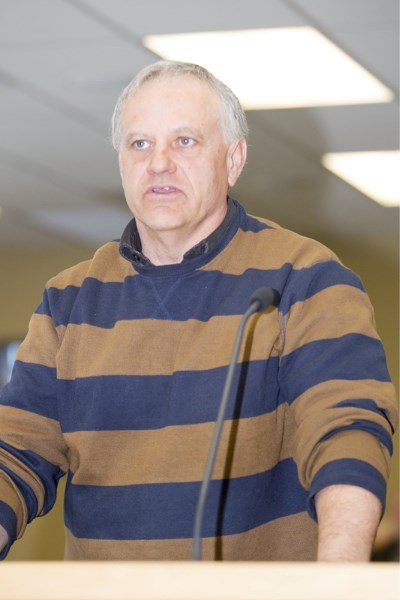 Gerald Ingeveld speaks to council