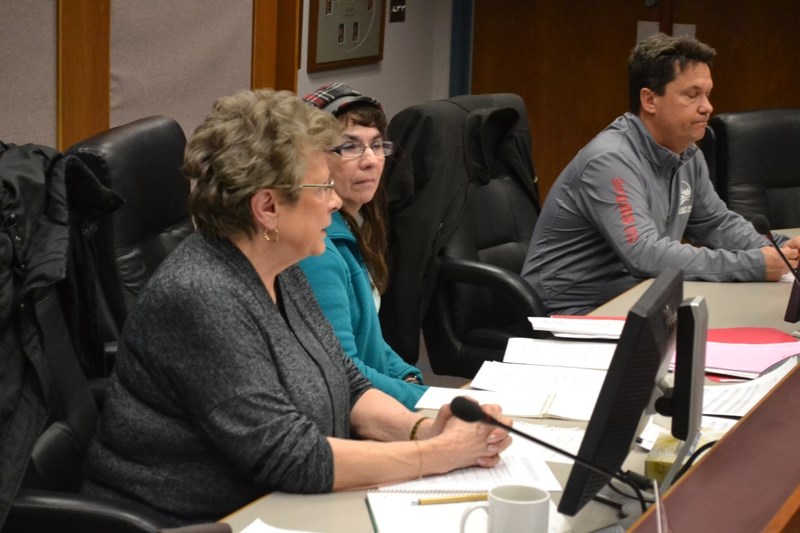 Olds &#038; District Community Policing Advisory Society chair Joan O&#8217;Reilly (left) discusses the group&#8217;s future as secretary-treasurer Judy Schlichenmayer