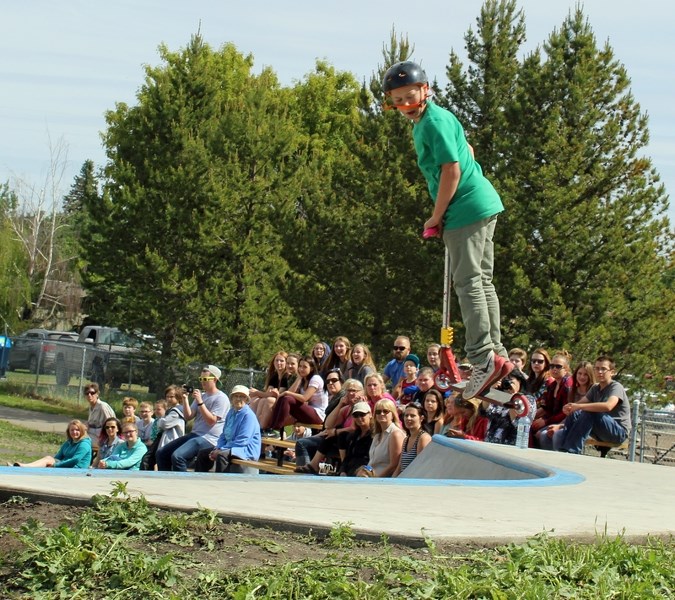 Six schools from Chinook&#8217;s Edge School Division participated in a skate competition at Delburne Centralized School on June 1. It was the first competition held at that