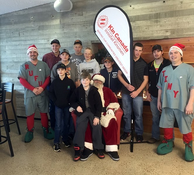 Bow-Inn 4-H Beef Club volunteered at the recent Innisfail Kinsmen Breakfast with Santa.