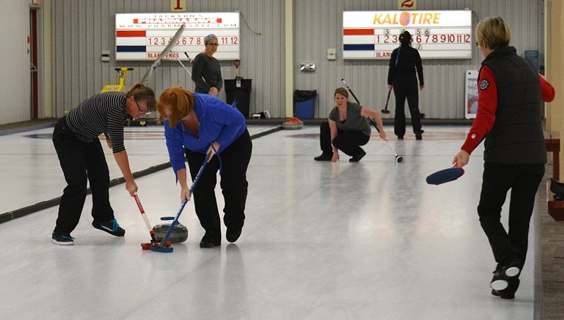 A total of 14 ladies and 32 men&#8217;s teams will participate in the 72nd annual Farmers and Farmerettes Bonspiel at the Innisfail Curling Club from Jan 14 to 20.