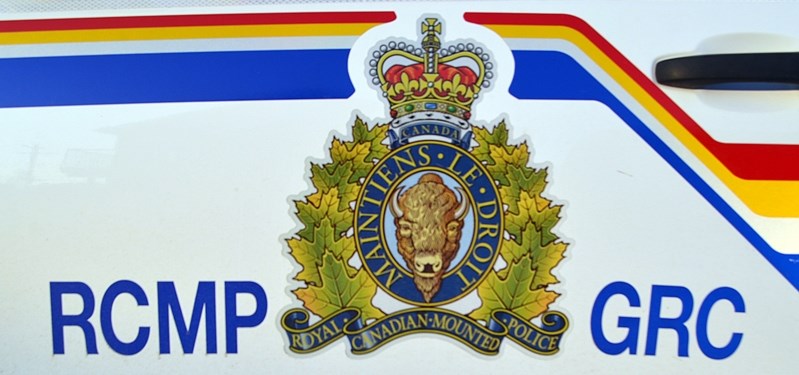 A Red Deer woman and a Calgary man travelling in a suspicious vehicle and allegedly possessing a weapon, illegal drugs and counterfeit money have been nabbed by Innisfail