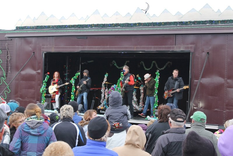 The Odds perform the theme song from Corner Gas for an appreciative crowd.