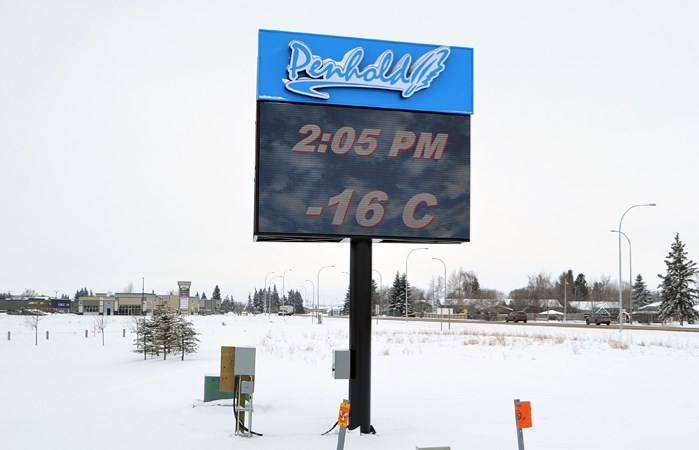 Penhold&#8217;s new digital sign near the intersection of highways 2A and 42 has created mixed feelings throughout the community.