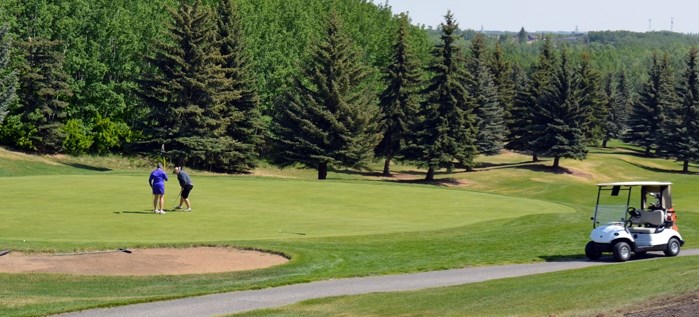 The Innisfail Golf Club will host the 2016 Mastercard Memorial Cup Golf Tournament on May 26. The annual tournament is expected to welcome past and present NHL players and