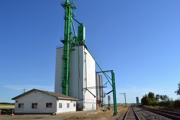 GrainsConnect Canada&#8217;s new high-throughput grain terminal was planned to be placed across the tracks from its existing north Canada Malting Co. wooden grain elevator.