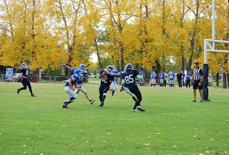 The Innisfail High School Cyclones football team had their home opener this Saturday, September 12 against the Didsbury Dragons. The three time league champion Cyclones came