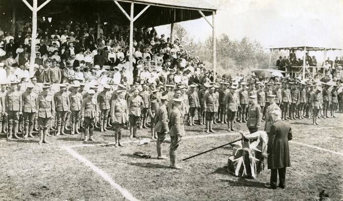 Presentation of regimental colours for the 187th Battalion at Innisfail in 1916.