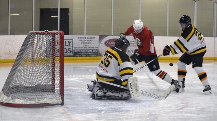 The Battle of the Blades charity hockey game took place Dec. 9 between the Bowden correctional officers and Penhold firefighters at the Penhold Regional Multiplex. The event