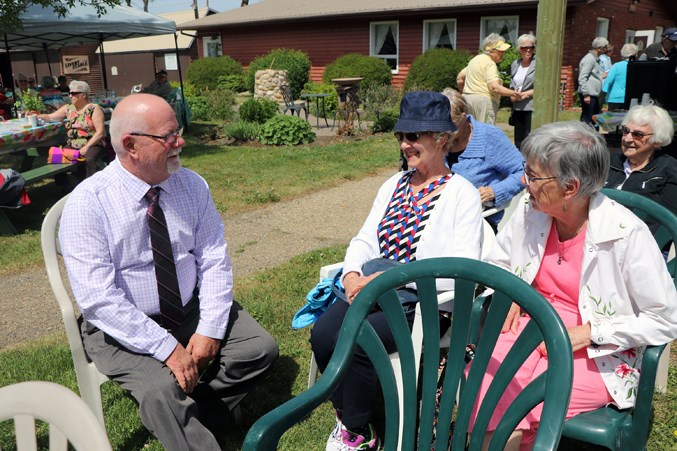 Mayors seniors garden party