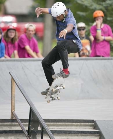 Brannon Beauregard performs a trick while competing in the amateur class.