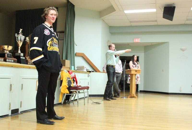 Grizzlys captain Chase Olsen models his #7 jersey, which was auctioned off last Friday night (April 21) during the team&#8217;s annual awards banquet. Homegrown Olsen was